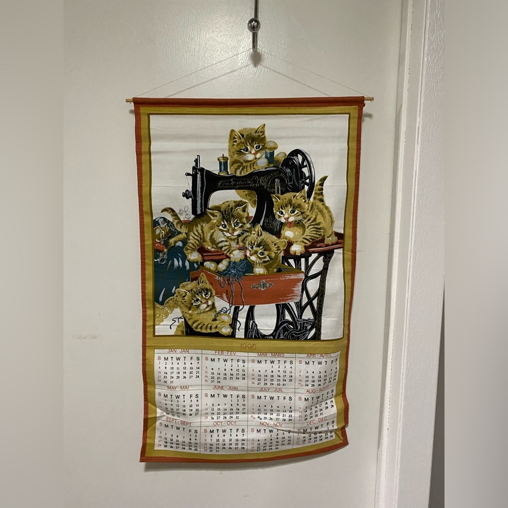 Vintage/retro collectible linen wall hanging calendar 1995